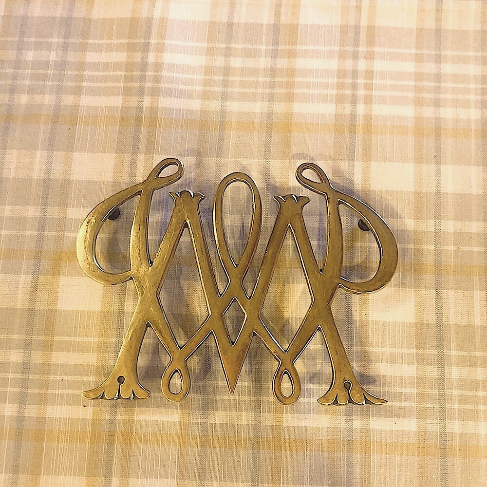 Virginia Metalcrafters William & Mary Trivet
